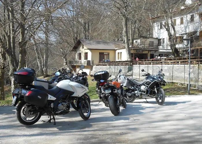 Hotel Ristorante Montecucco Da Tobia